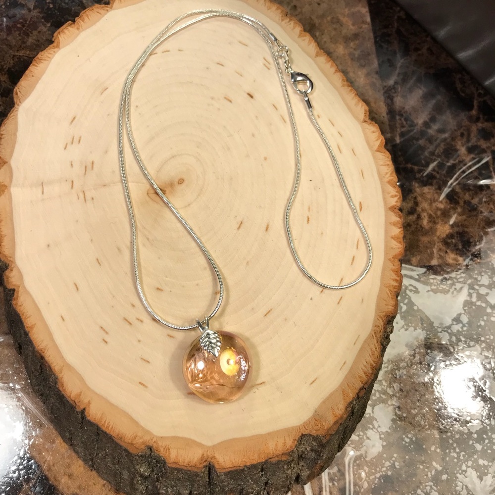 New handmade Pink Peach necklace breast cancer - Picture 2 of 8